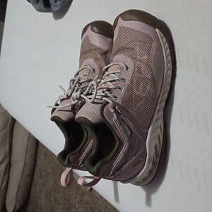 EUC Keen Hiking/Tennis Shoe/Sneaker